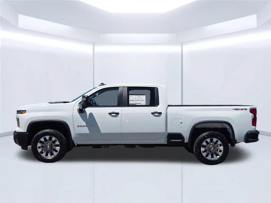 2026 Chevrolet Silverado 2500 HD Custom - Photo 17