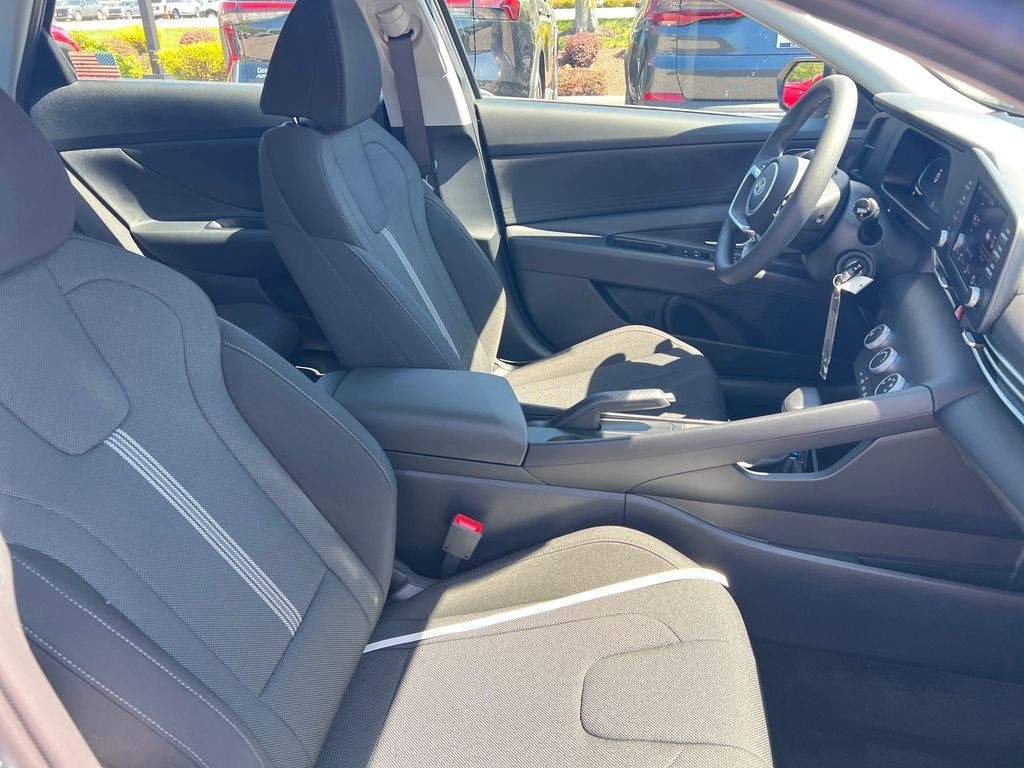 Used 2026 Gray Hyundai SE image 26