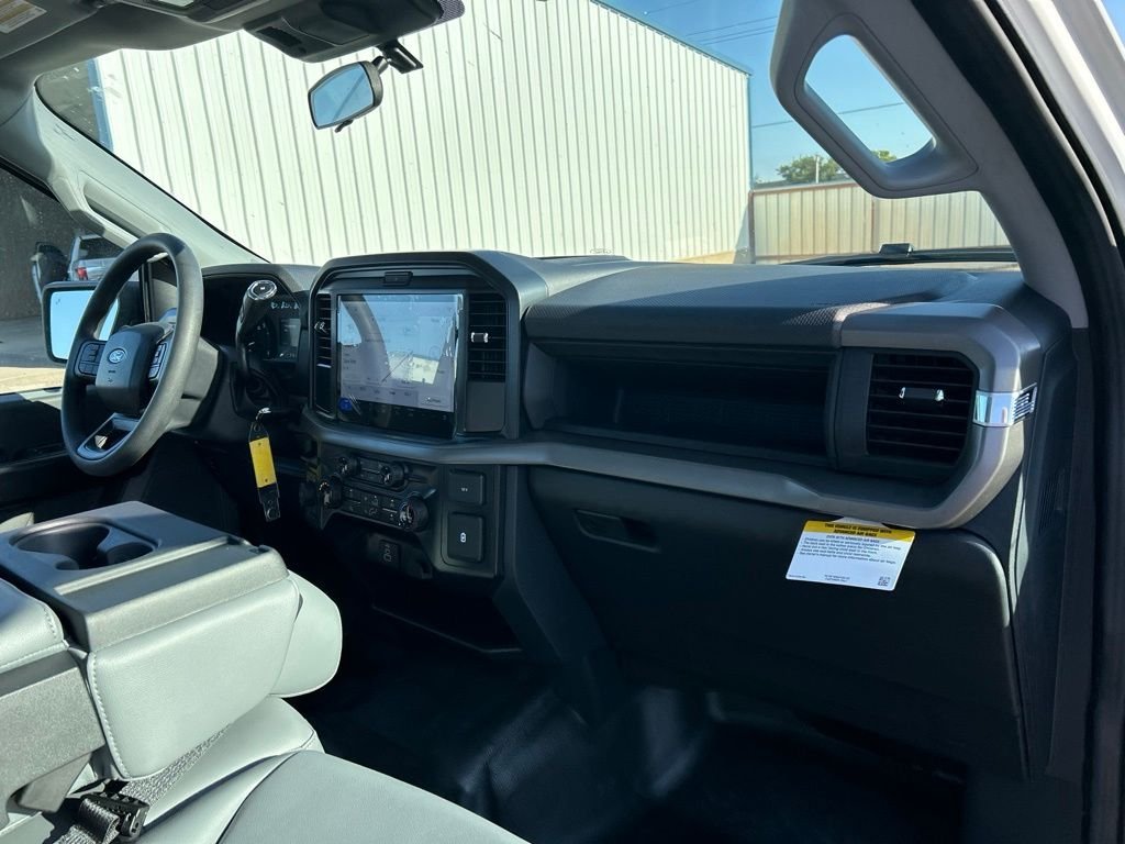 New 2026 Oxford White Ford XL image 43