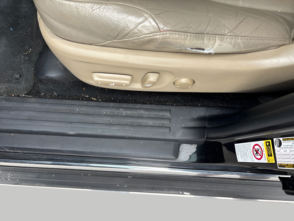 Used 2011 Black Toyota Limited image 13