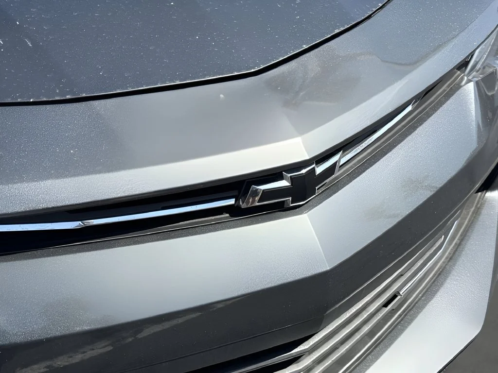 Used 2018 NIGHTFALL GRAY METALLIC Chevrolet 2LT image 34