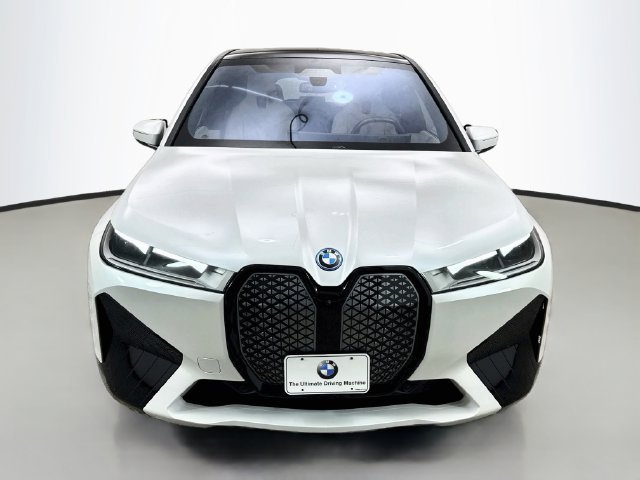 Used 2024 BMW iX Base with VIN WB523CF01RCP06619 for sale in Bloomington, IL