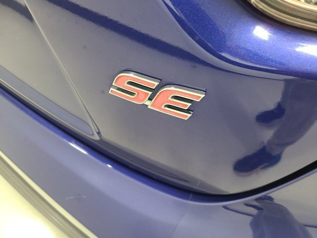 Used 2020 Blue Crush Metallic Toyota SE image 6
