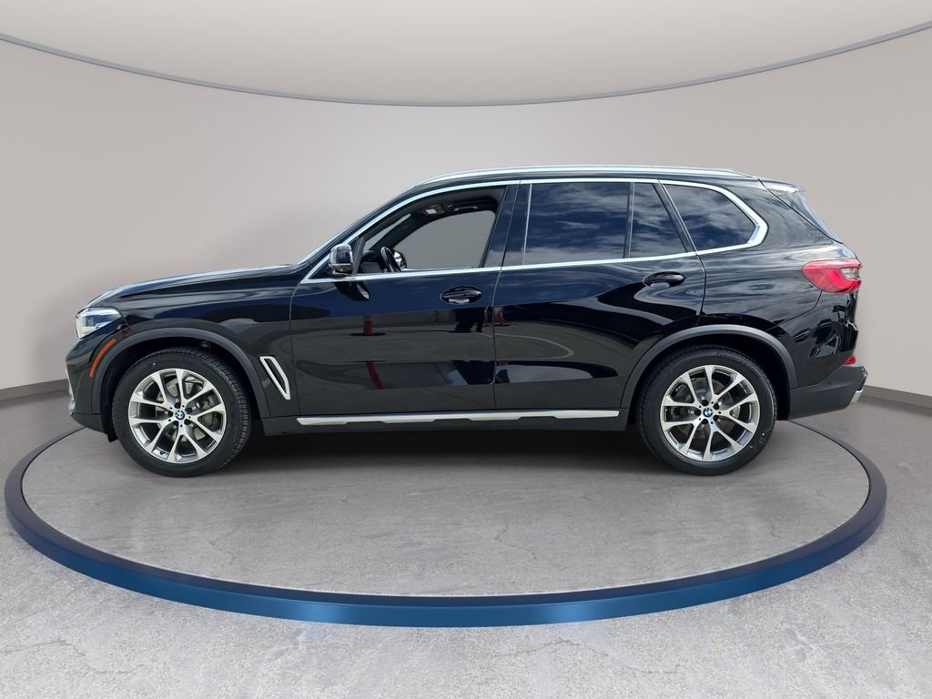 Used 2020 Black BMW sDrive40i image 9