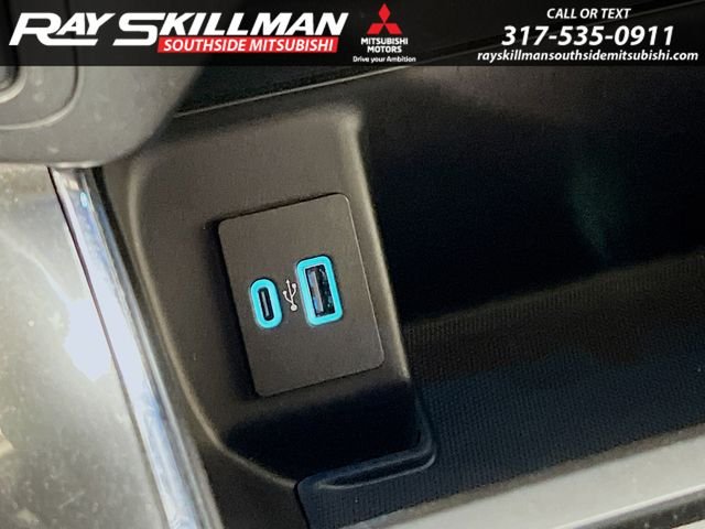 Used 2021 White Ford XLT image 21