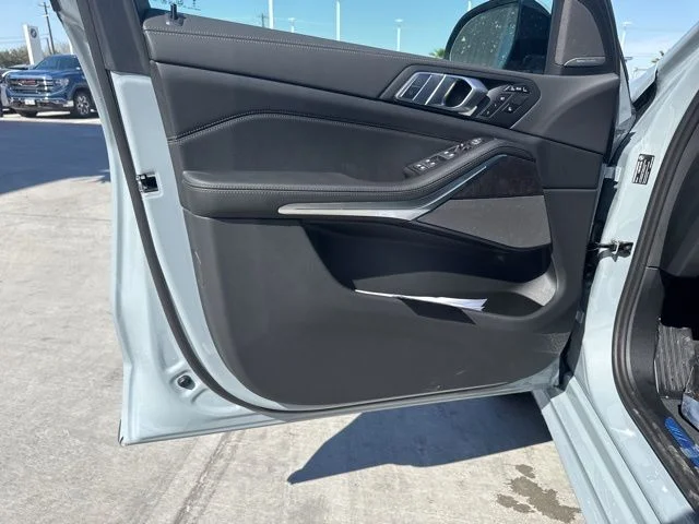 New 2026 Brooklyn Grey Metallic BMW xDrive40i image 12