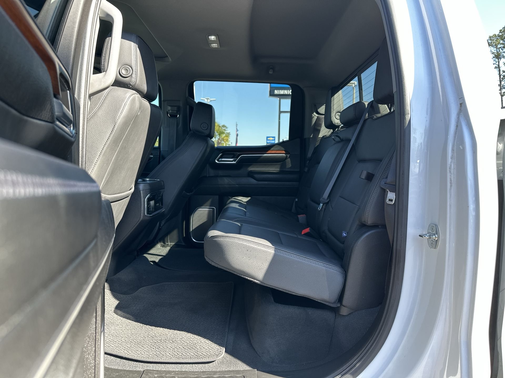 Used 2024 Summit White GMC Denali image 28