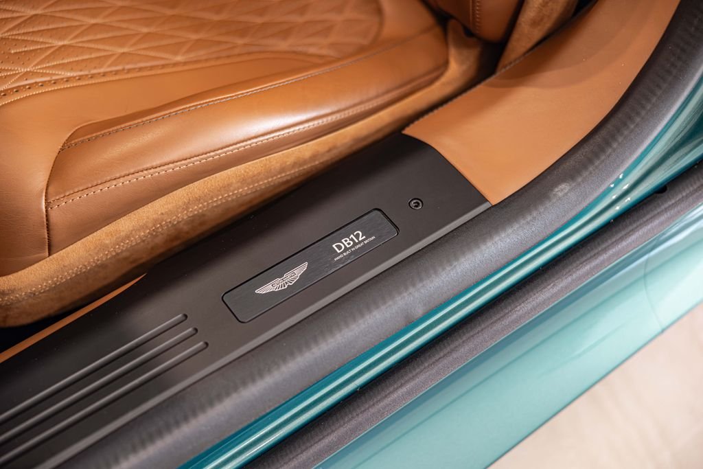 Used 2025 Green Aston Martin Volante image 17