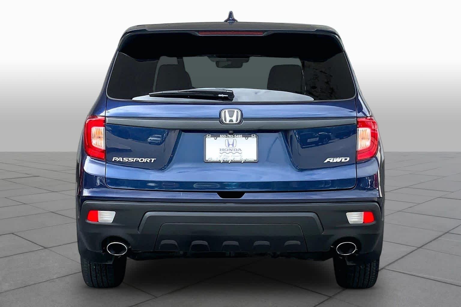 Used 2021 Obsidian Blue Pearl Honda EX-L image 5