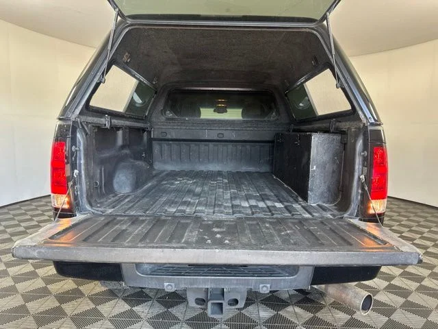 Used 2014 Onyx Black GMC Denali image 20