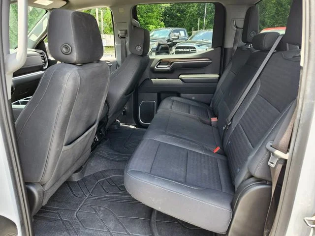Used 2023 White Chevrolet LT image 12