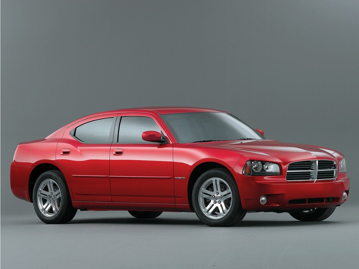 Used 2007 Red Dodge SE image 1