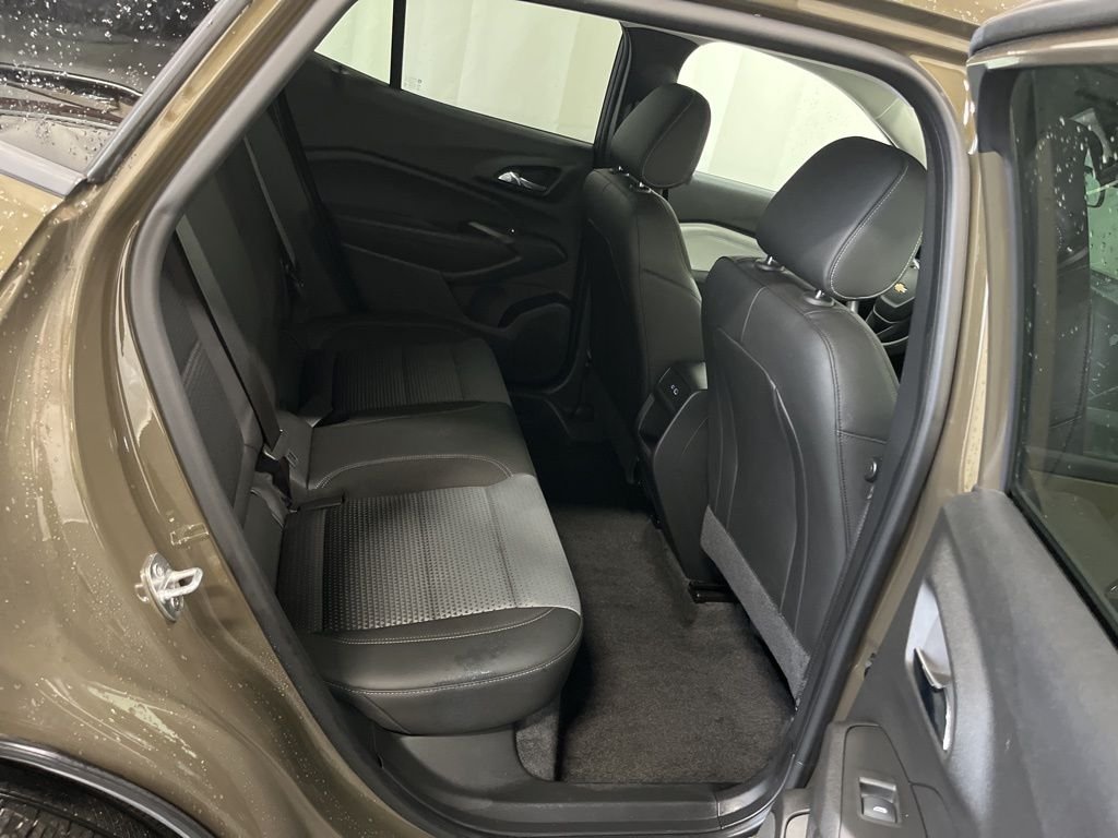 Used 2024 Bronze Metallic Chevrolet LT image 21