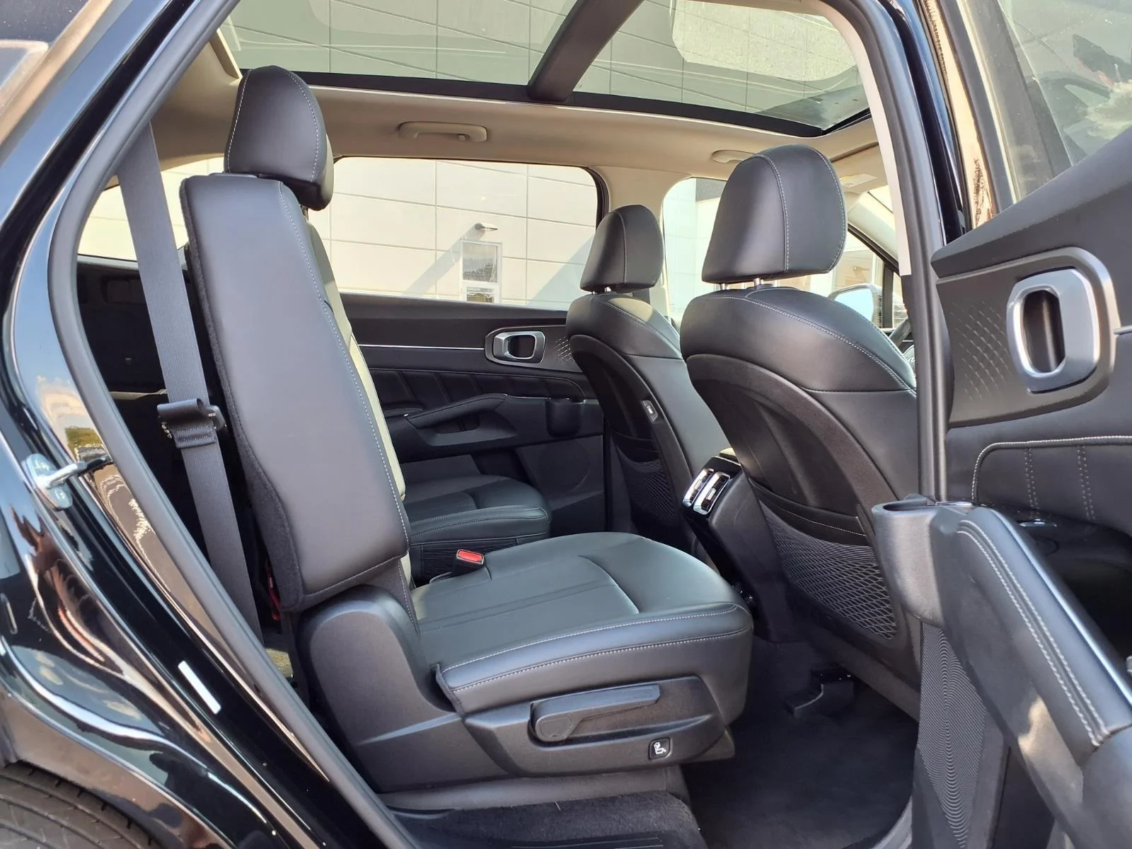 Used 2023 Ebony Black Kia SX image 26