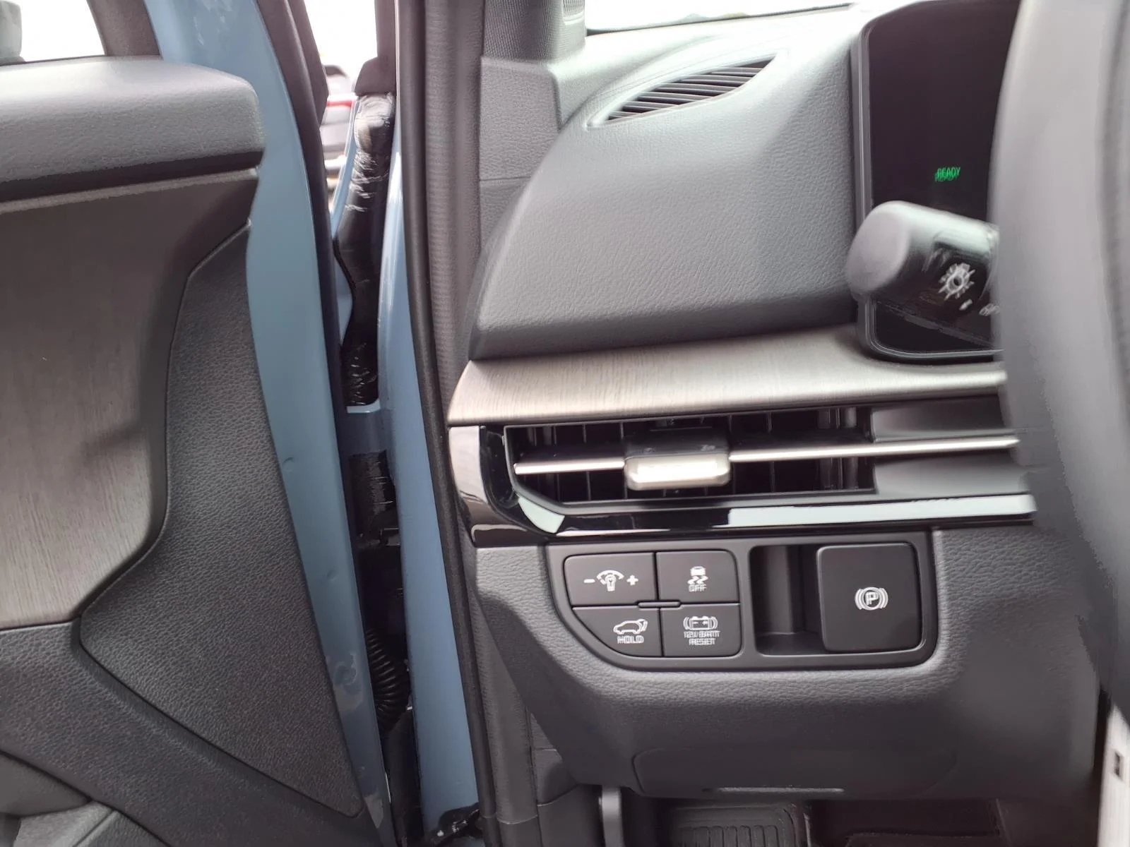 New 2027 Heritage Blue Kia X-Line image 10