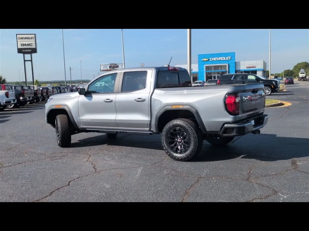 New 2026 Sterling Metallic GMC Elevation image 30