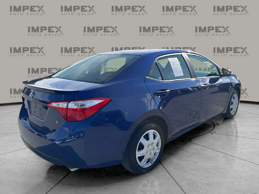 Used 2015 Blue Toyota S image 5