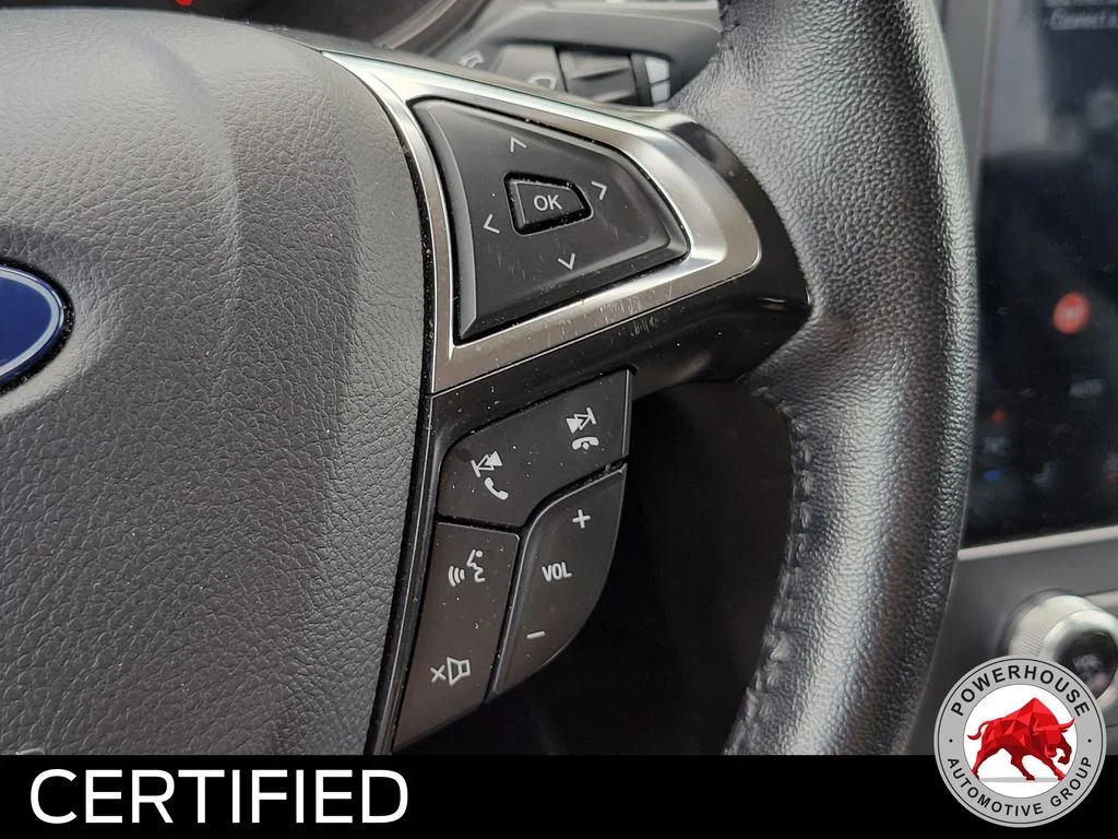 Used 2024 Silver Ford SEL image 27