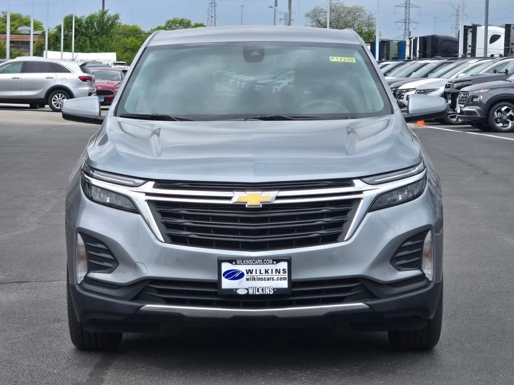 Used 2024 Gray Chevrolet LT image 3