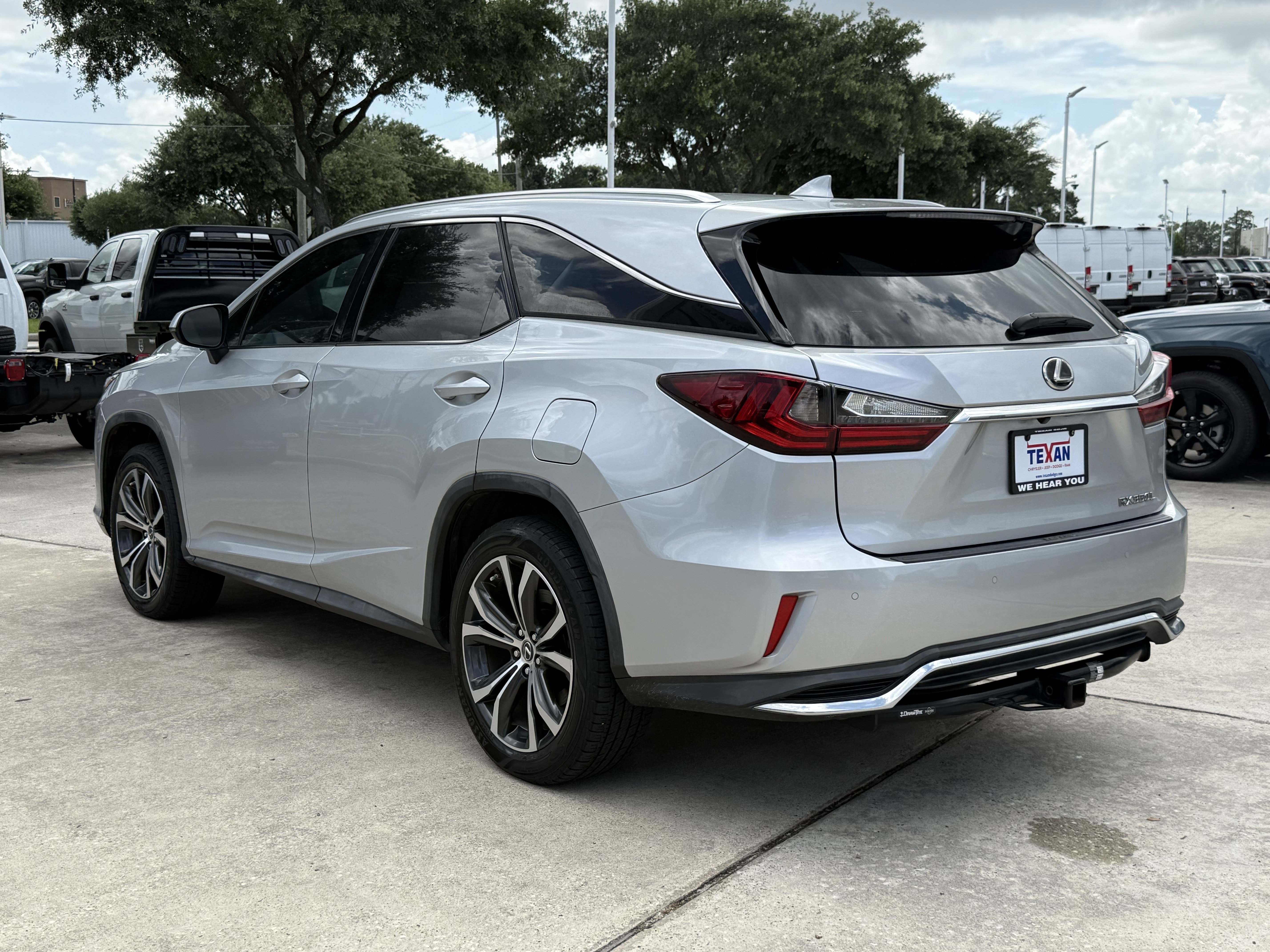 Used 2018 Silver Lexus RX 350L Premium image 6