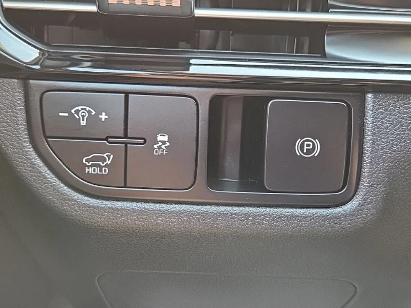 Used 2026 White Kia EX image 27