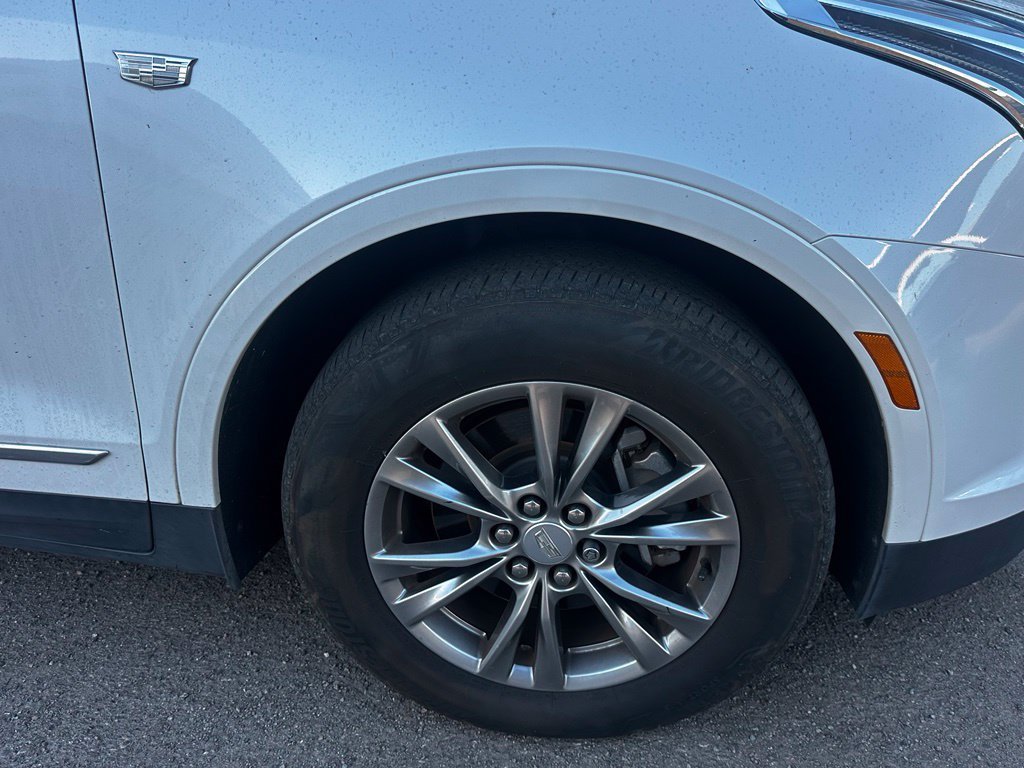 Used 2020 White Cadillac Premium Luxury image 26