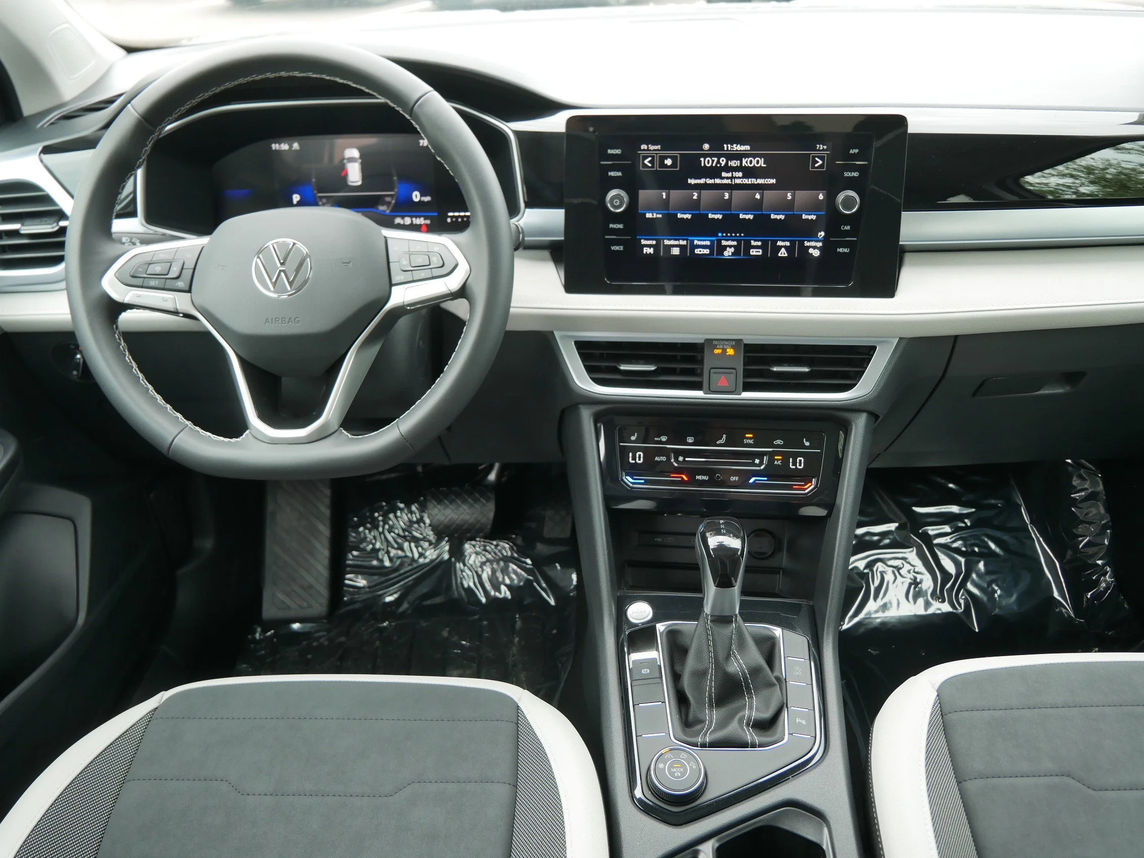 New 2026 Pyrite Silver Metallic Volkswagen SE image 9