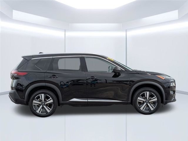 Used 2023 Black Nissan SL image 7