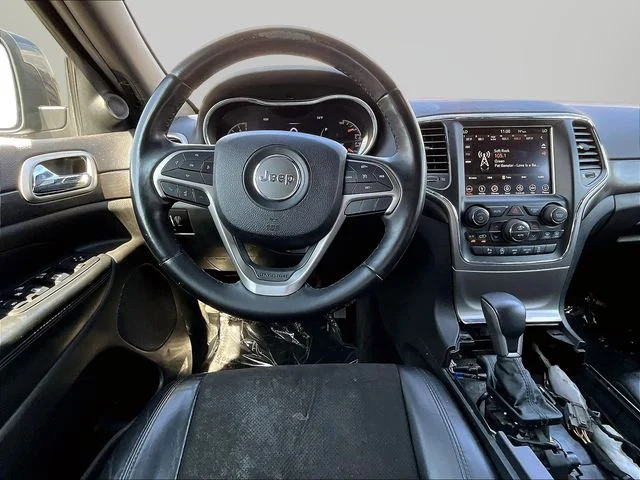 Used 2018 Gray Jeep Altitude image 8