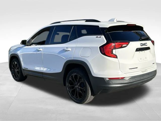 Used 2020 White GMC SLE image 3