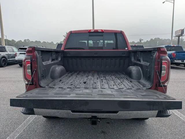 Used 2018 Quartz GMC SLT image 13