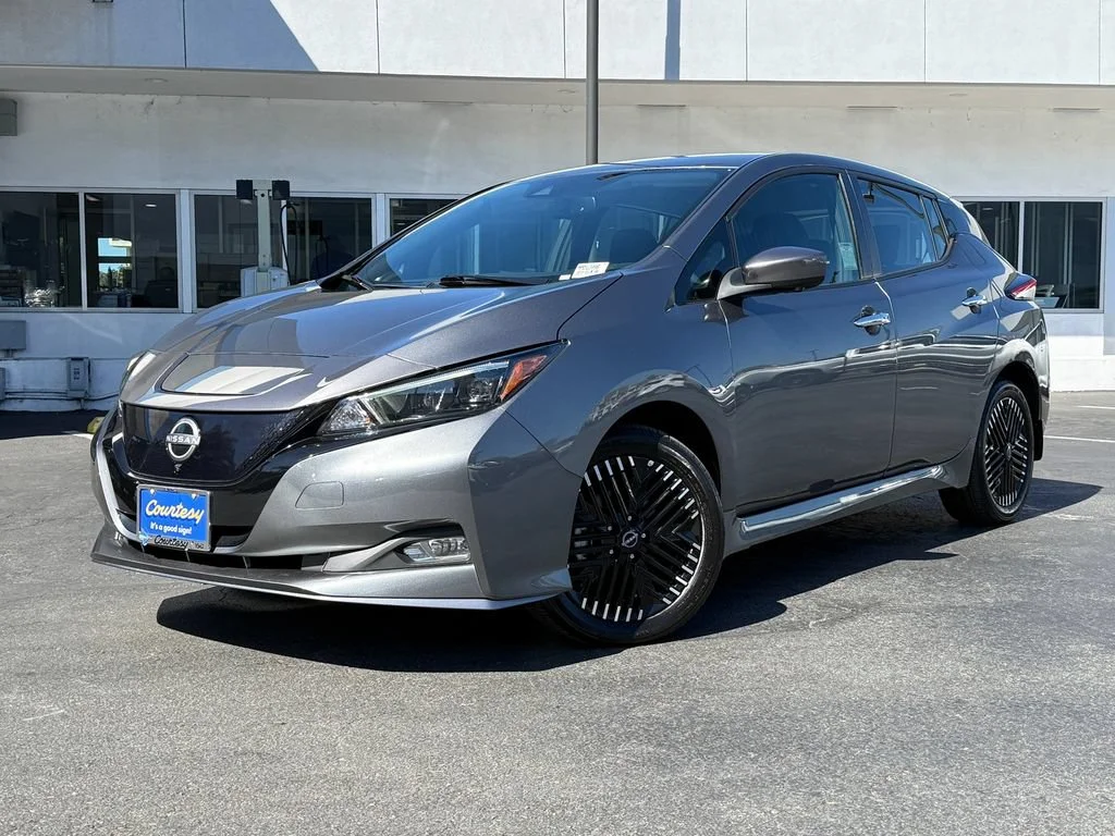 Used 2024 Nissan LEAF SV PLUS with VIN 1N4CZ1CV0RC556598 for sale in Phoenix, AZ