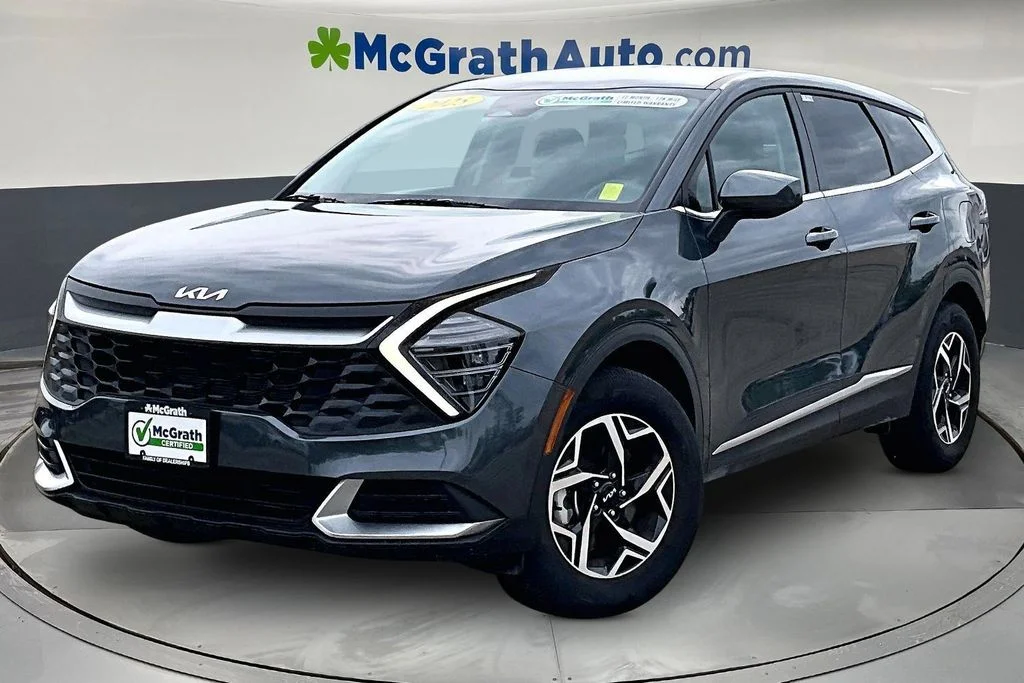 Certified Used 2025 Gray Kia LX image 3