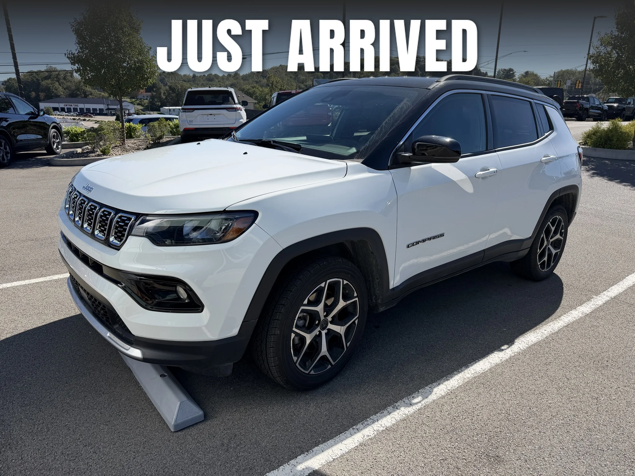Used 2025 Bright White Clearcoat Jeep Limited image 1
