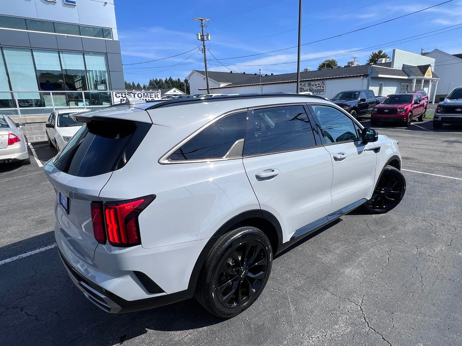 Used 2023 Wolf Gray Kia SX image 16