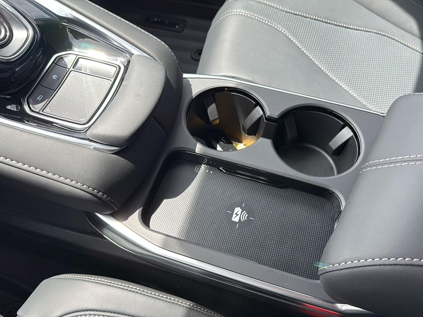 New 2026 Majestic Black Pearl Acura SH-AWD w/Tech image 22
