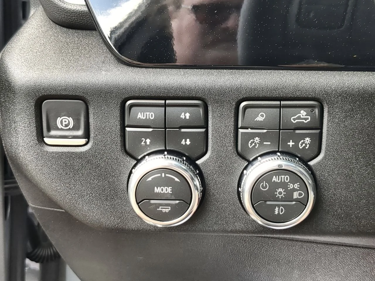 New 2026 Sterling Metallic GMC SLT image 18