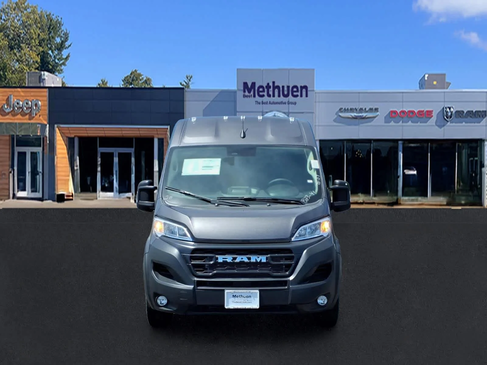 New 2026 Granite Crystal Metallic Clear-Coat Exterior Paint RAM Tradesman image 2