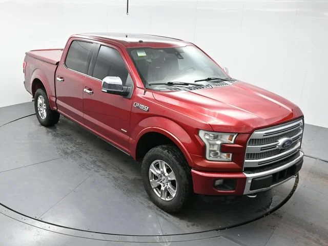 Used 2015 Red Ford XLT image 17