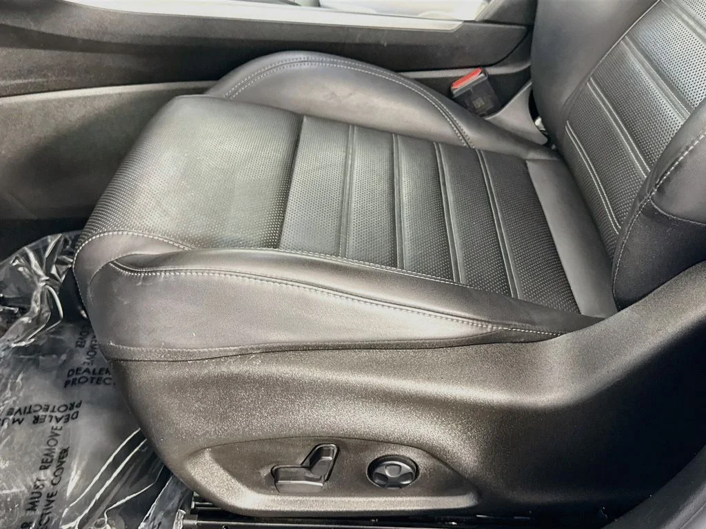 Used 2024 Blue Alfa Romeo Ti image 20