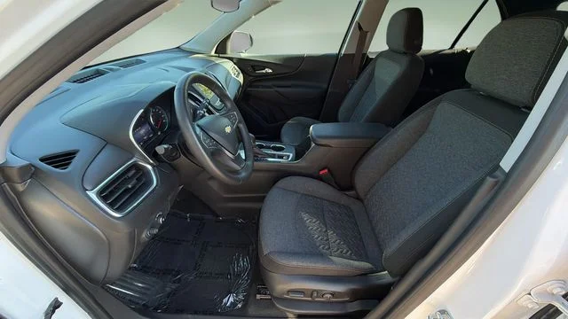 Used 2022 White Chevrolet LT image 18