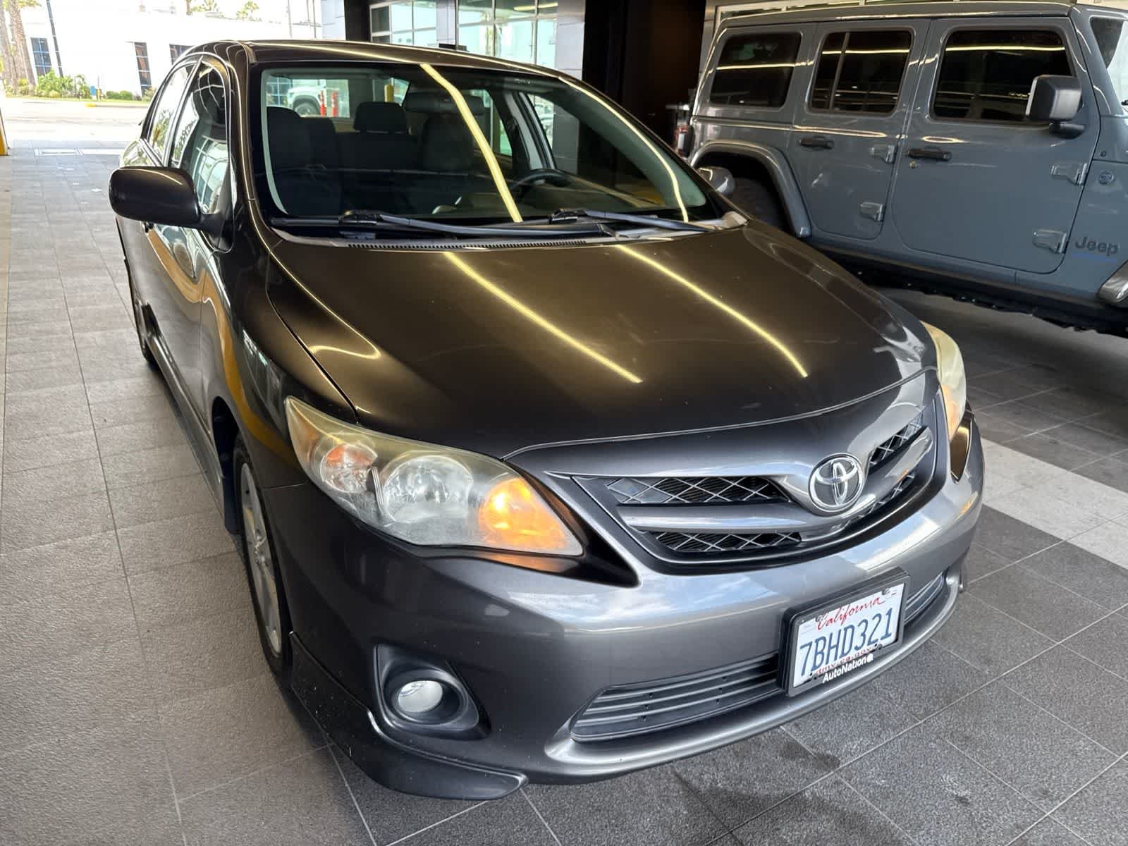 Used 2013 Magnetic Gray Metallic Toyota S image 6