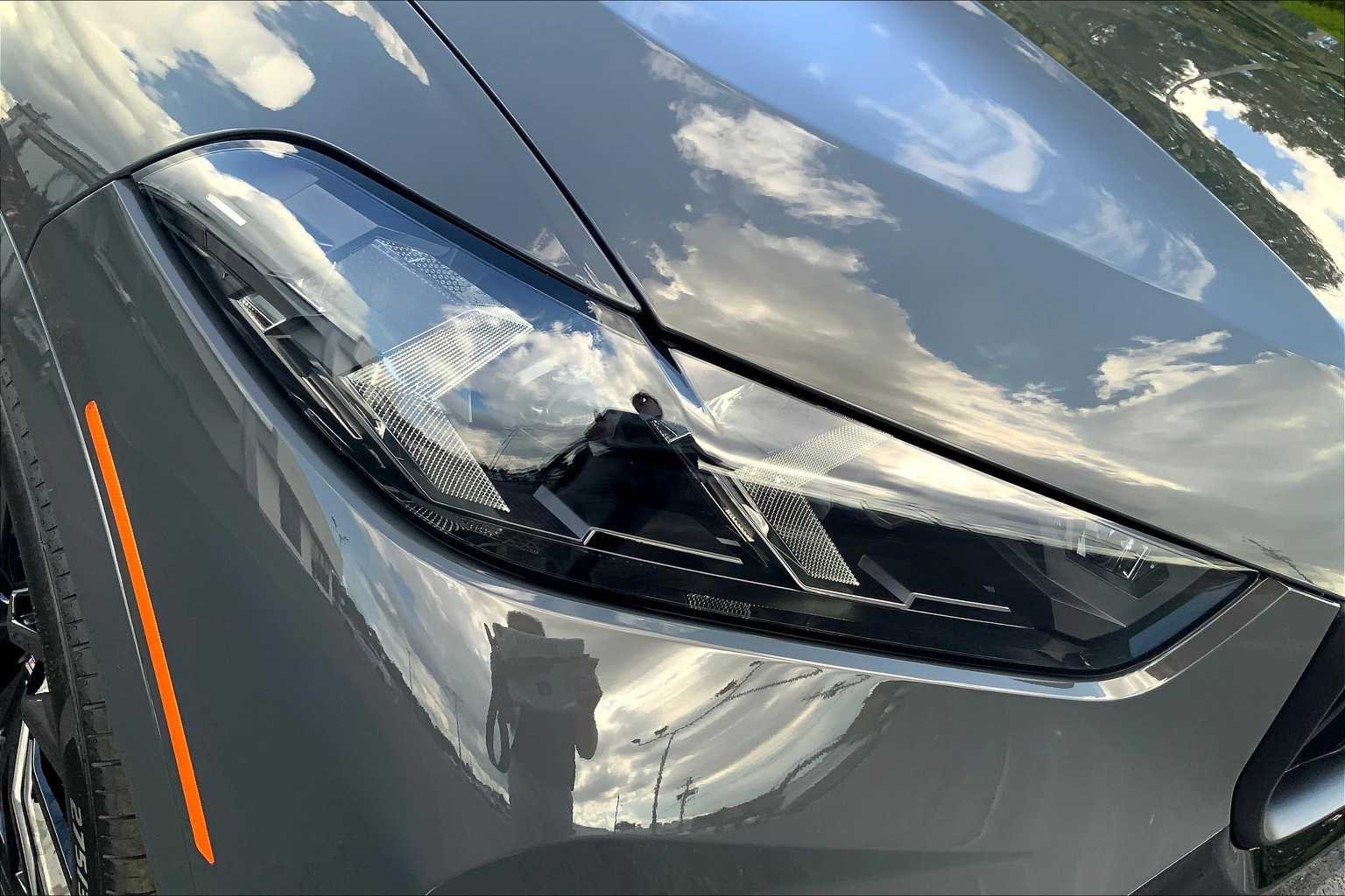 New 2026 Dravit Grey Metallic BMW M60i image 14