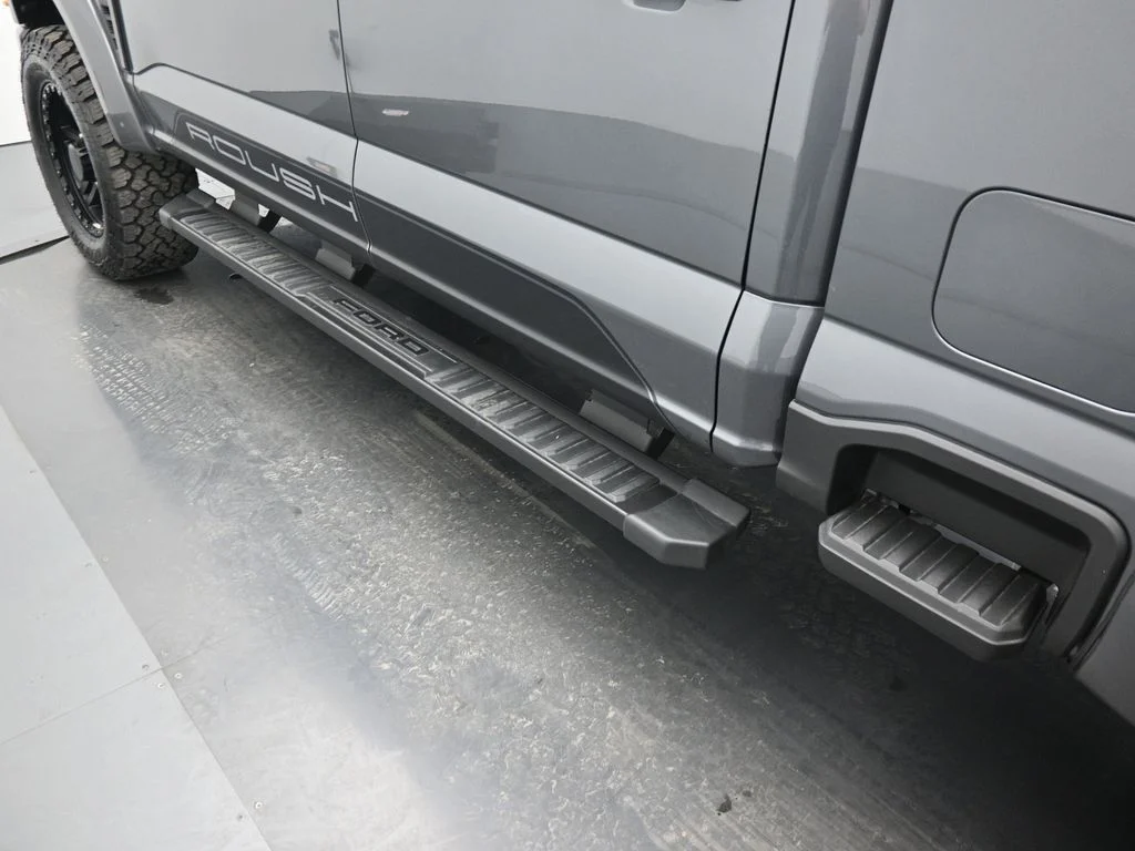 New 2026 Carbonized Gray Metallic Ford Lariat image 26