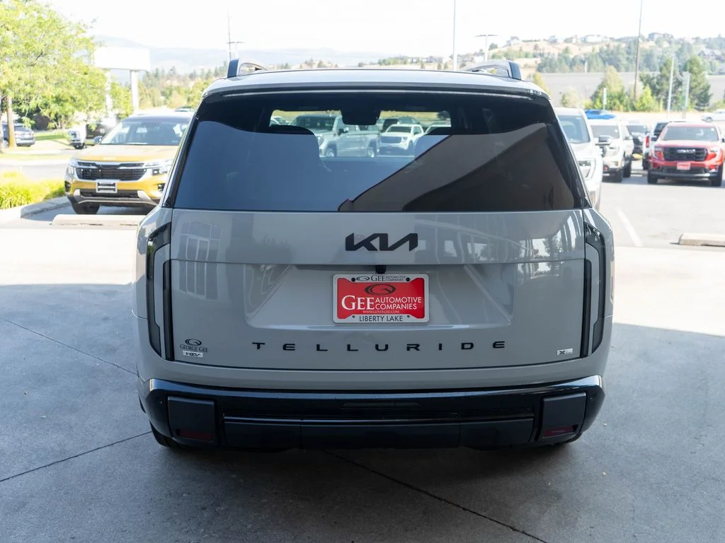 New 2027 Wolf Gray Kia X-LINE SX image 6