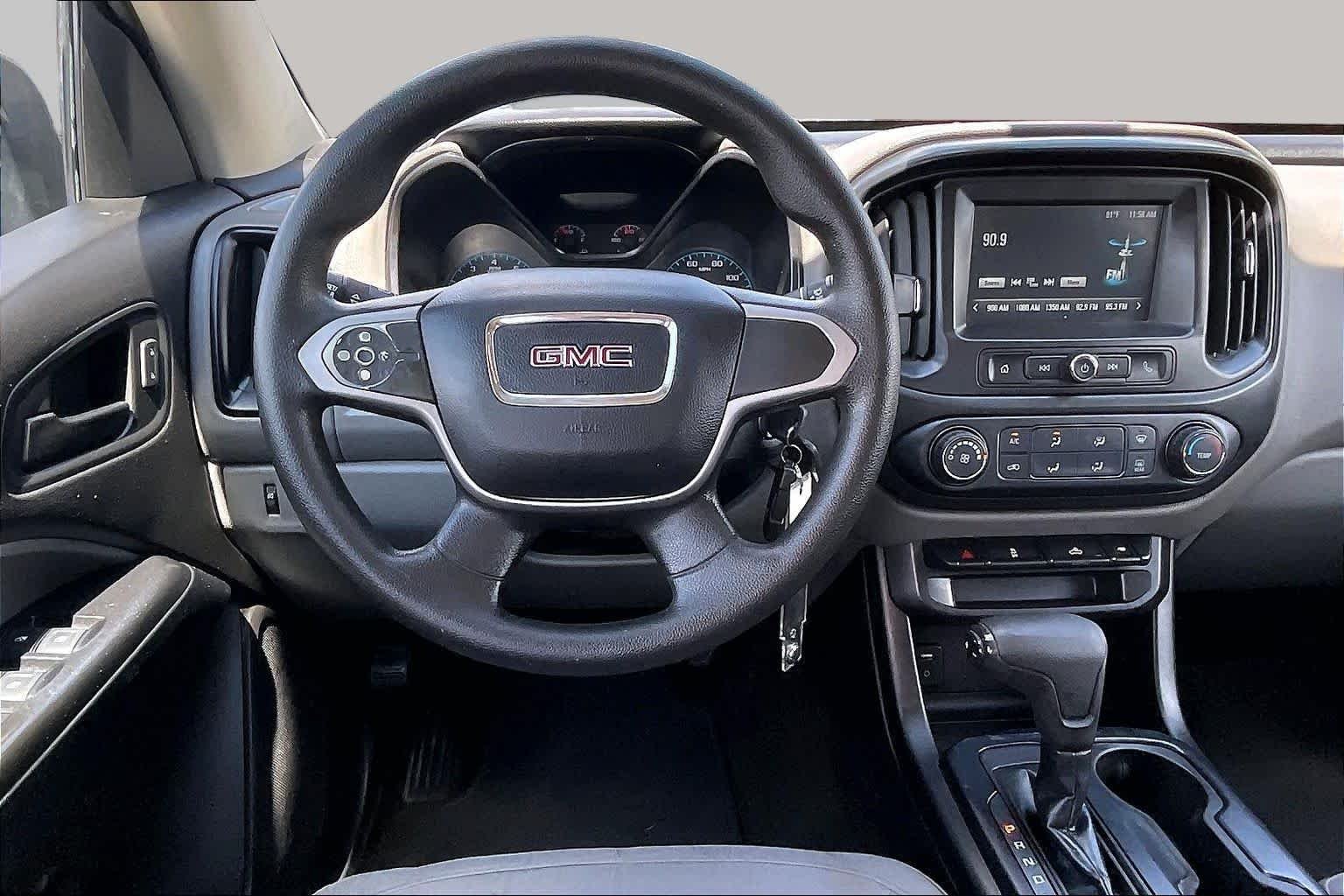 Used 2017 Onyx Black GMC 2WD image 5