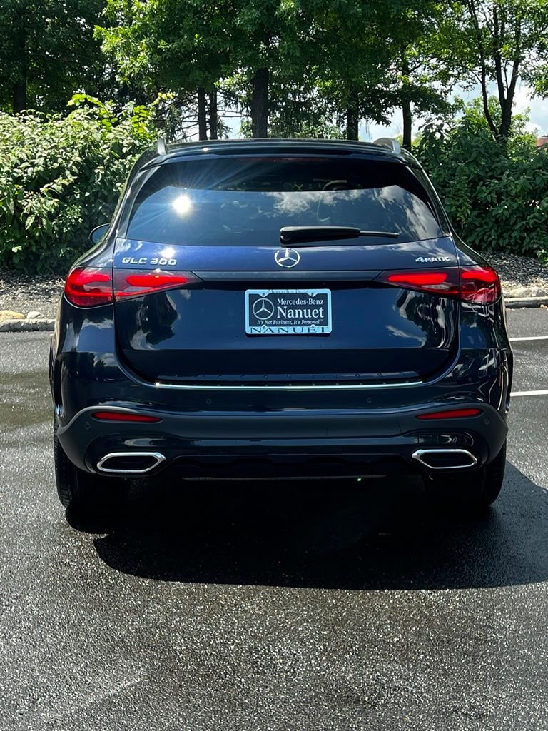 Used 2023 Blue Mercedes-Benz GLC 300 image 6