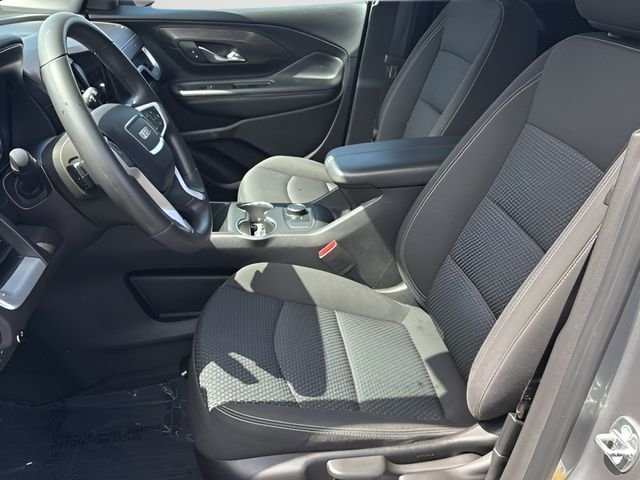 Used 2023 Silver GMC SLE image 13