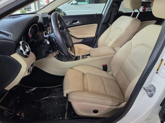 Used 2019 White Mercedes-Benz GLA 250 image 3