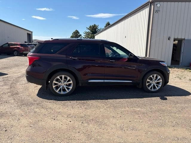 Used 2022 Red Ford Platinum image 10